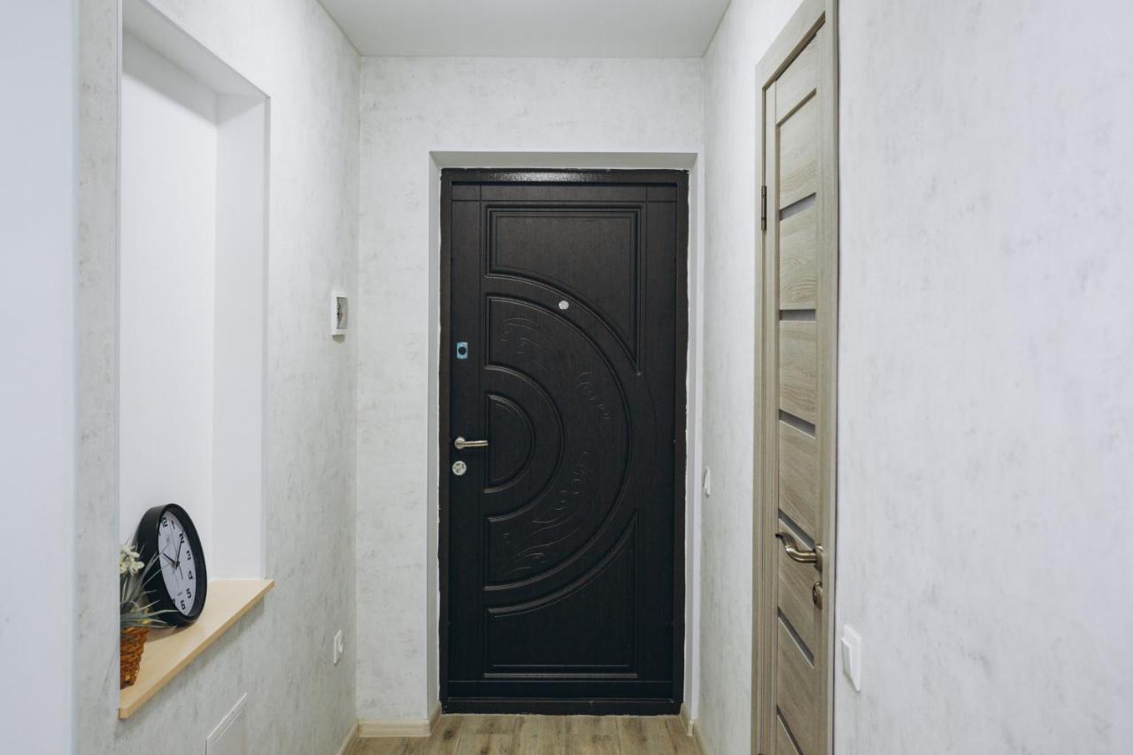 Luxe Apart-Hotel Near Lavina New Building 1 Floor Sumy Exterior foto